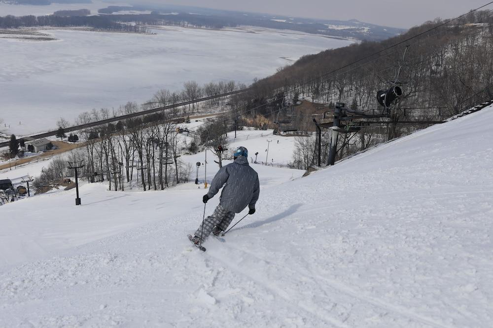 Chestnut Mountain Resort Galena Extérieur photo